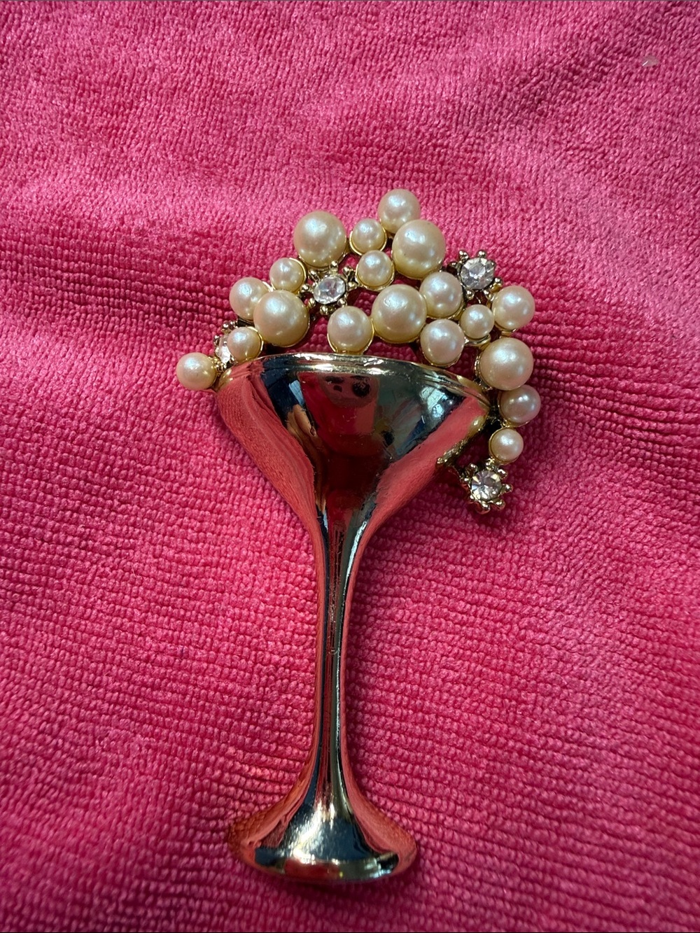 Vintage 1960’s Pearl Cluster Cocktail Glass Brooch - Gold Tone